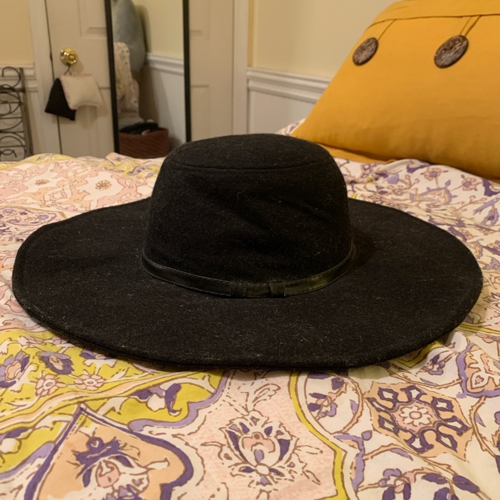 Urban Outfitters Black Floppy Hat
